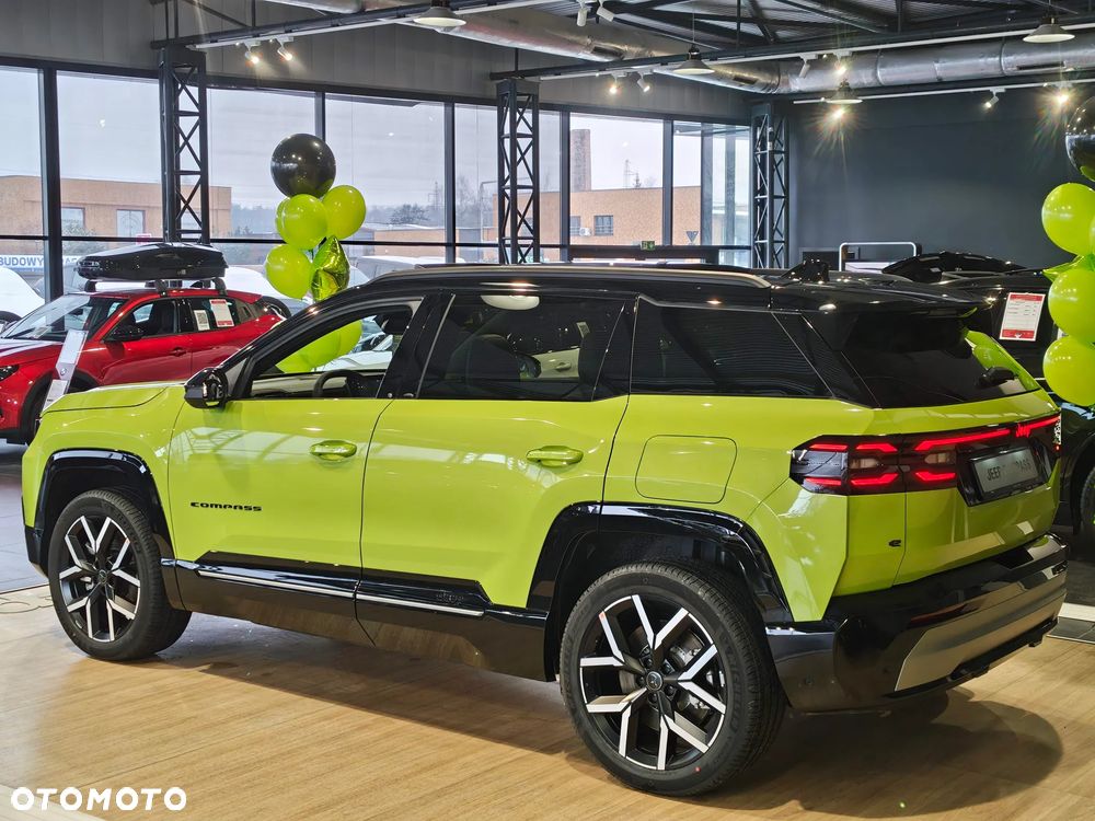 Jeep Compass 73.7kWh Standard Range First Edition FWD - 7