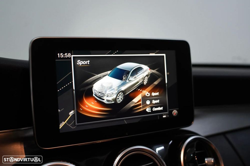 Mercedes-Benz C 300 BlueTEC Hybrid AMG Line - 11