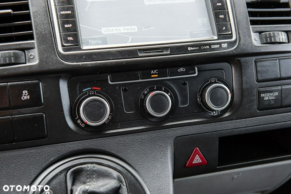 Volkswagen Transporter - 17