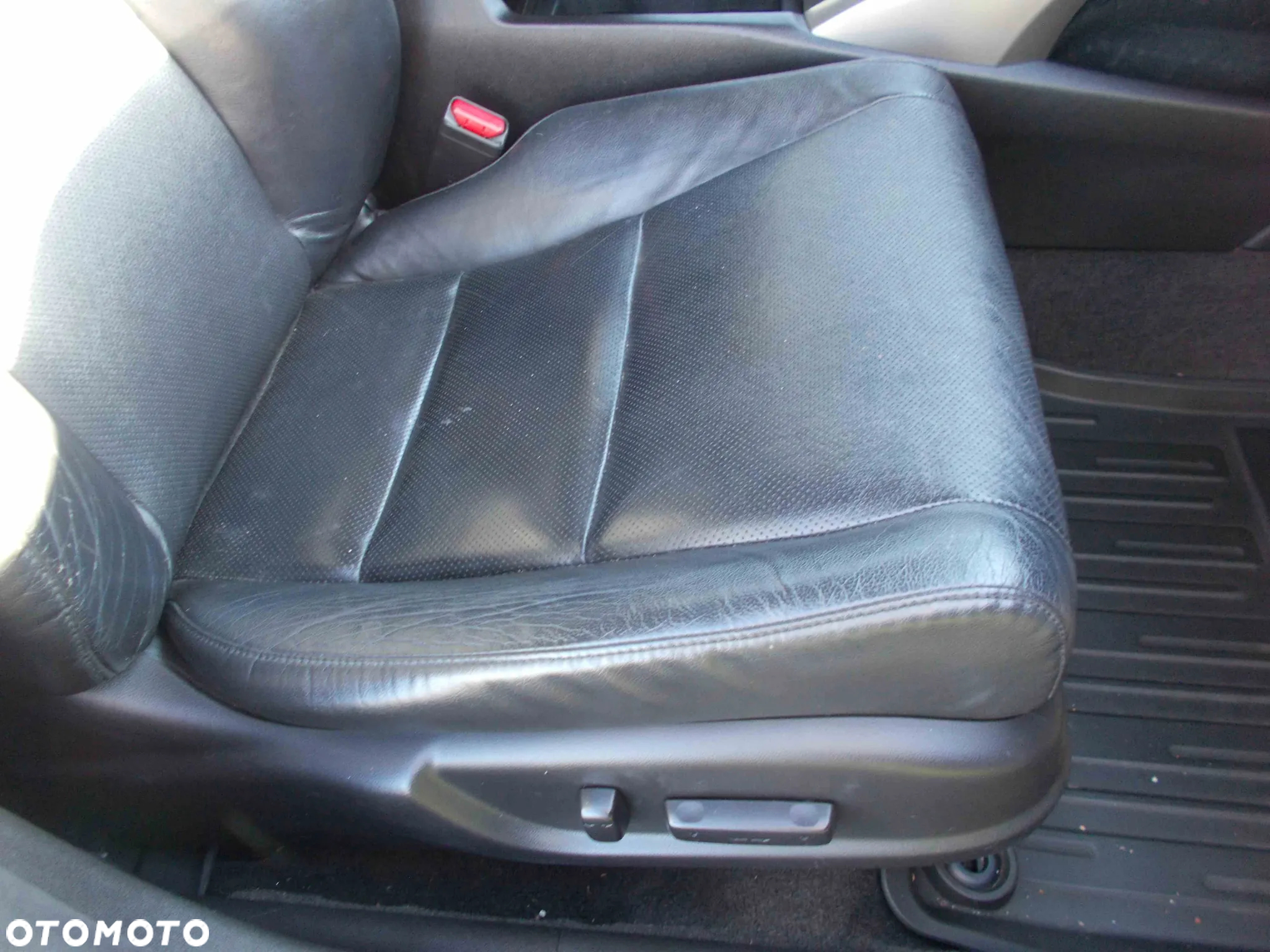 Honda Accord 2.0 Executive - 27