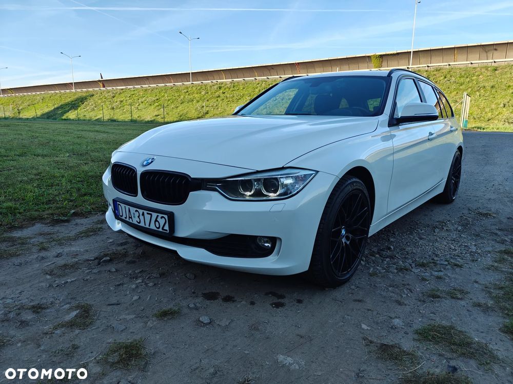 BMW Seria 3 320d xDrive - 2
