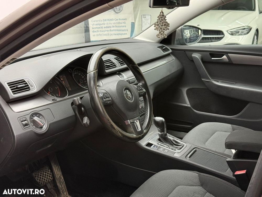 Volkswagen Passat 2.0 TDI DSG BlueMotion Technology Highline - 9