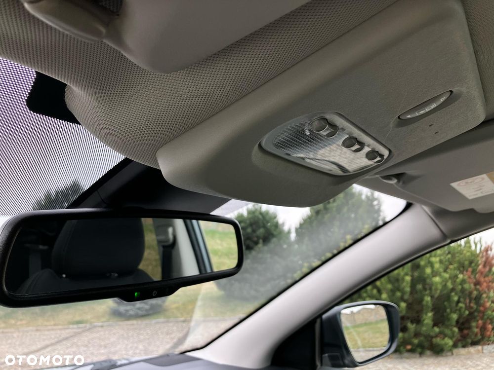 Nissan Qashqai 1.3 DIG-T N-CONNECTA - 17