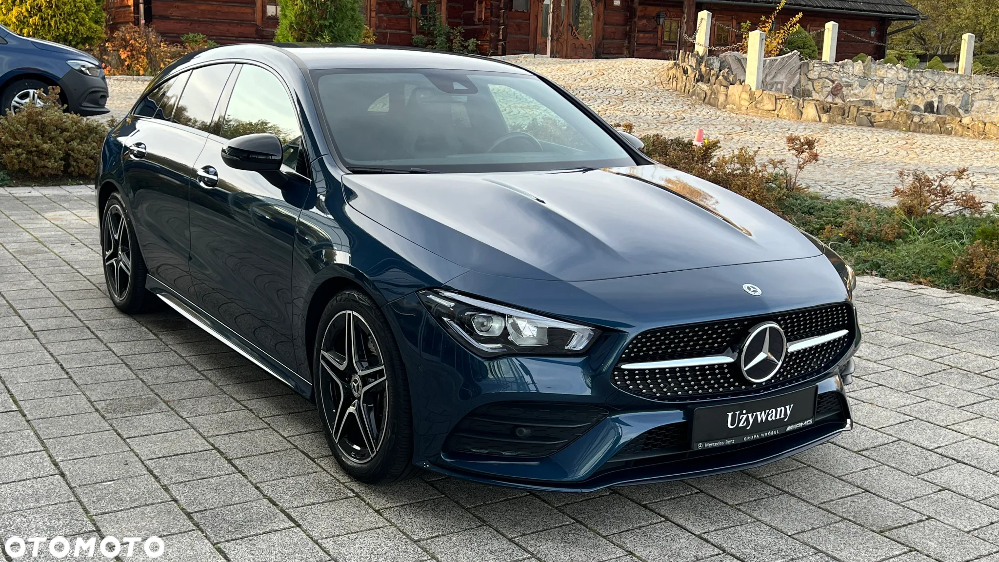 Mercedes-Benz CLA 200 AMG Line 7G-DCT - 3