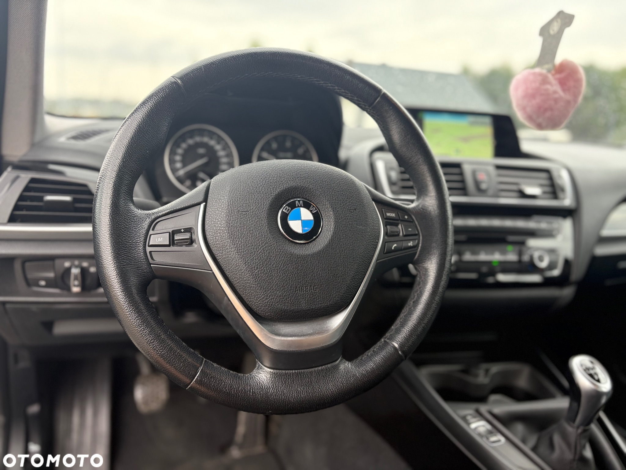 BMW Seria 1 - 13