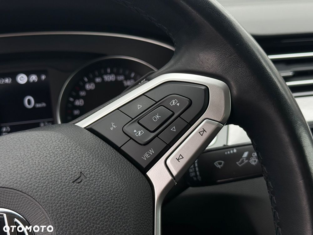 Volkswagen Passat 2.0 TDI EVO Business DSG - 19