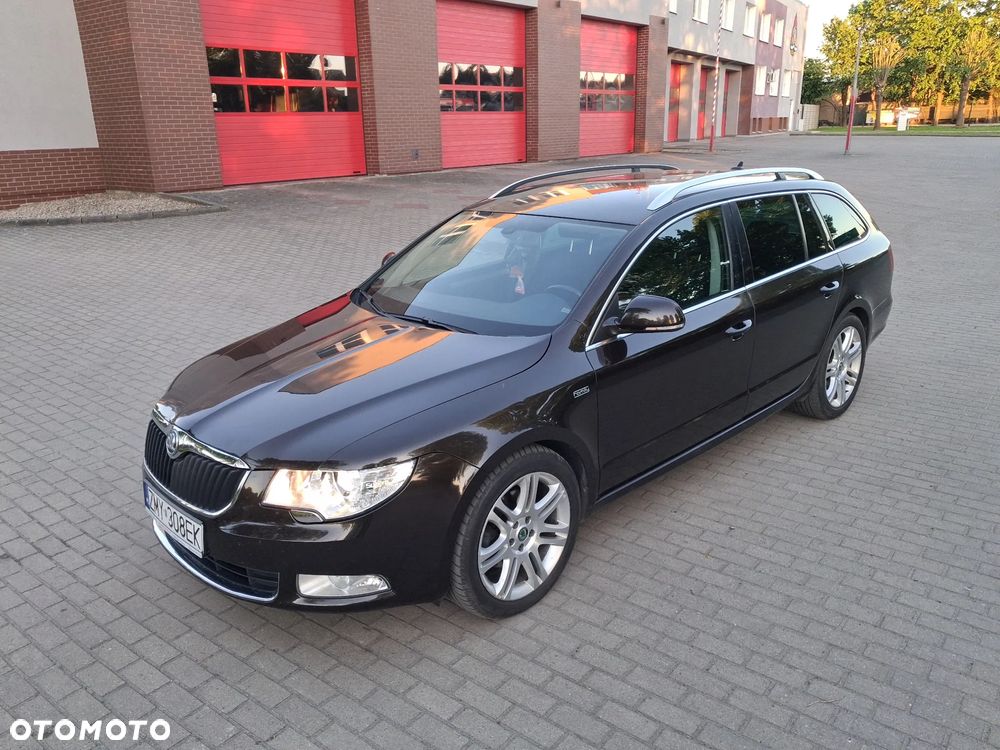 Skoda Superb 2.0 TDI 4x4 DSG FAMILY - 1