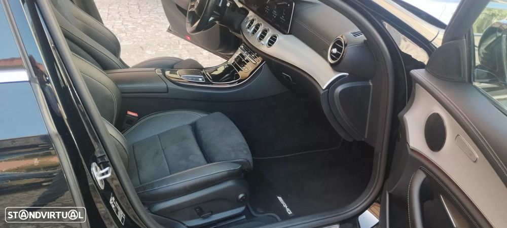 Mercedes-Benz E 300 de 9G-TRONIC AMG Line - 32