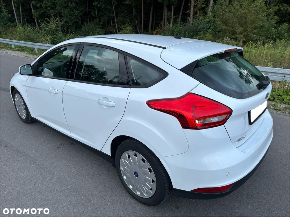 Ford Focus 1.5 TDCi Titanium ECOnetic ASS - 10