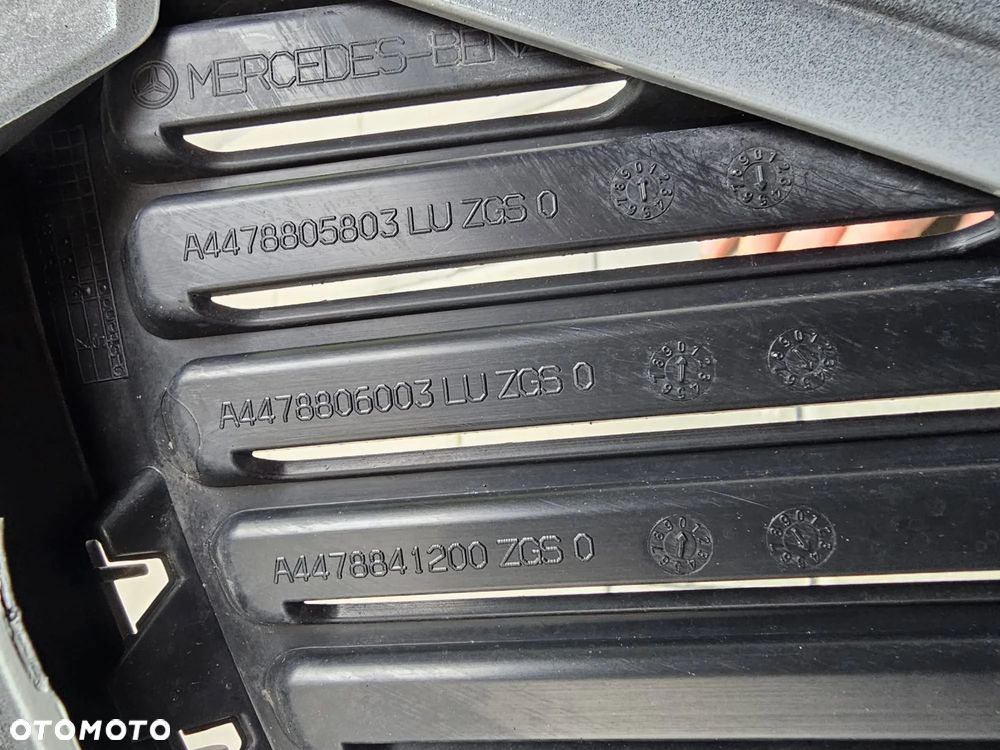 ZDERZAK PRZÓD MERCEDES V KLASA W447 A4478853901 GRILL A4478803604 - 8