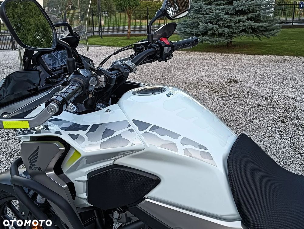 Honda CB - 10