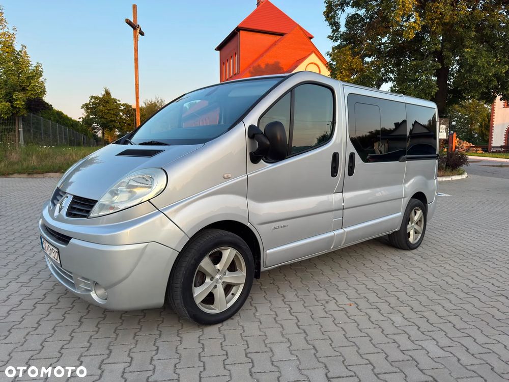 Renault Trafic L1H1 Passenger Lux - 1