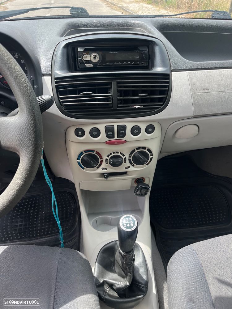 Fiat Punto 70 JTD Multijet Dynamic - 10