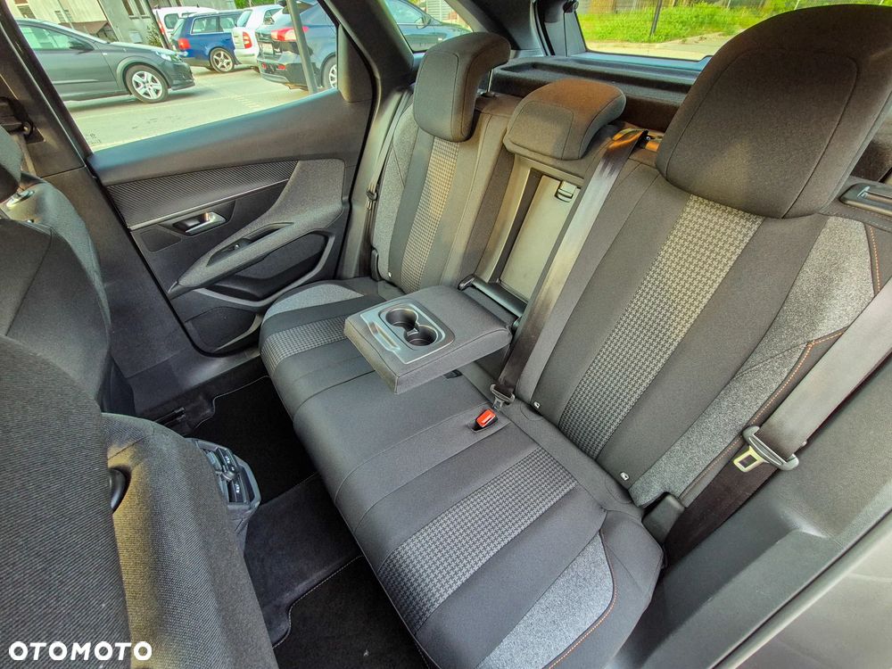 Peugeot 3008 PureTech 130 Stop & Start GPF EAT8 Active Business-Paket - 12