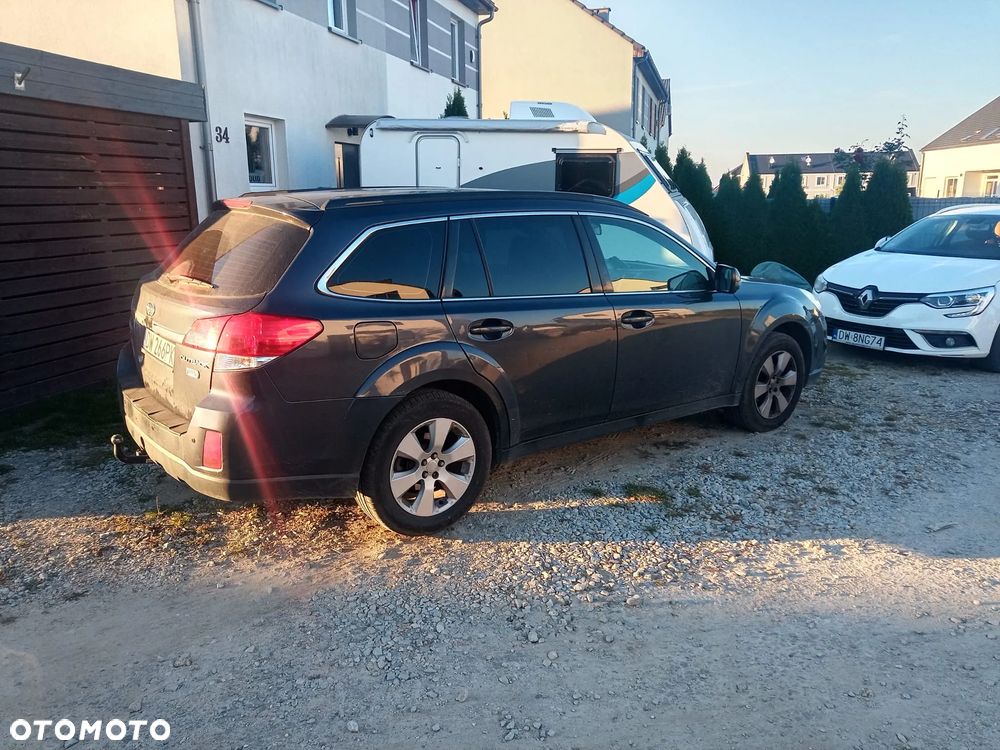 Subaru Outback - 10