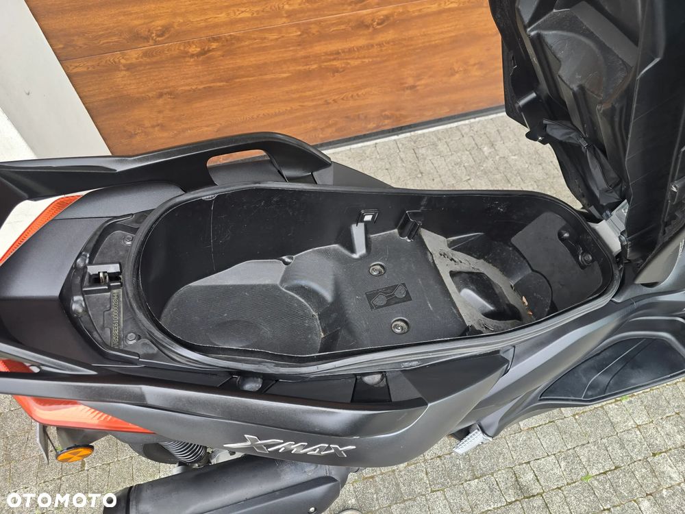 Yamaha X-max - 39