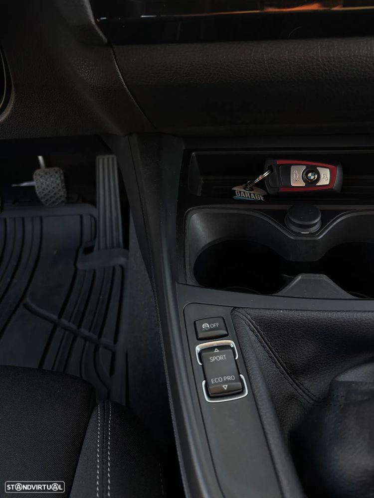 BMW 116 d Line Sport - 28