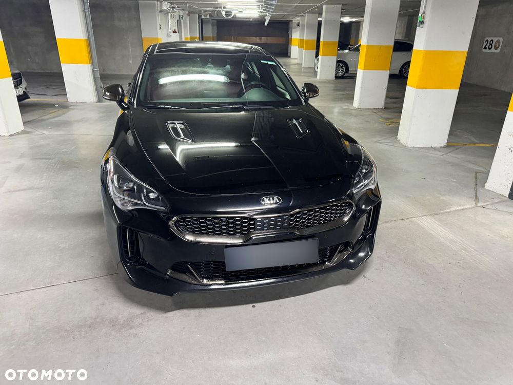 Kia Stinger - 19