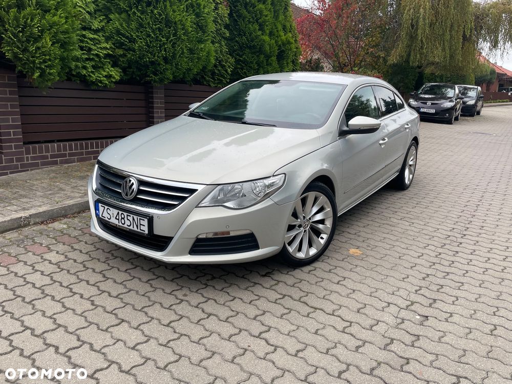 Volkswagen Passat CC - 1