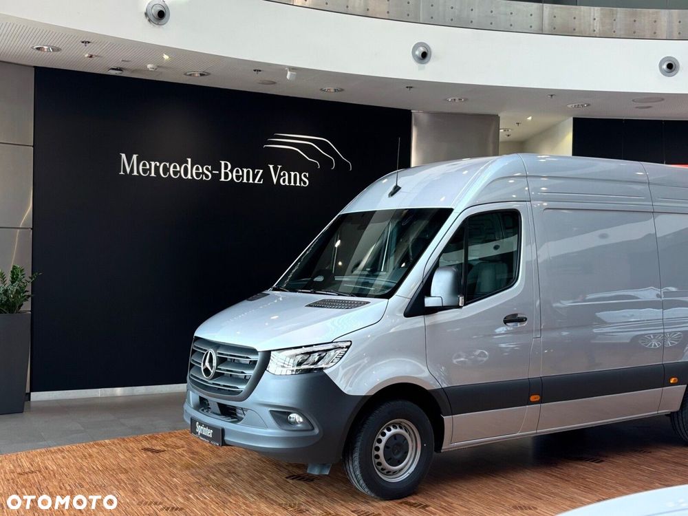Mercedes-Benz Sprinter Furgon - 4