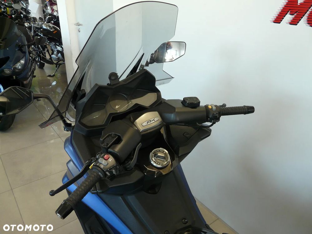 Kymco AK 550 - 10