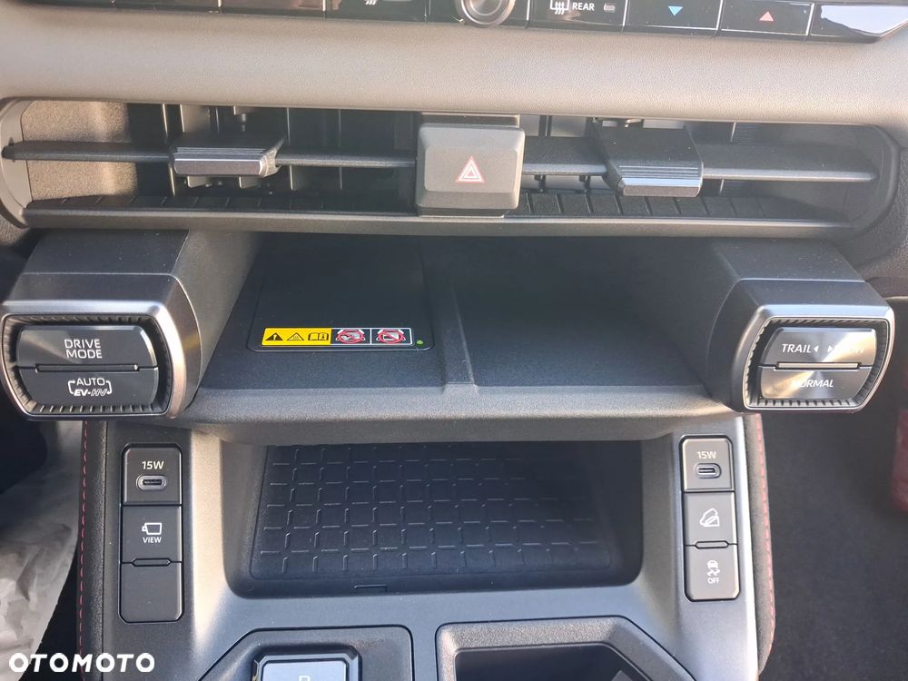 Toyota RAV4 2.5 Plug-in Hybrid GR Sport 4x4 e-CVT - 26