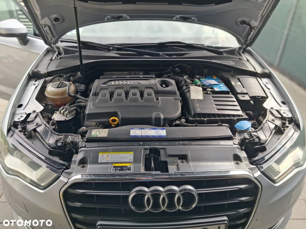 Audi A3 Sportback 2.0 TDI - 4