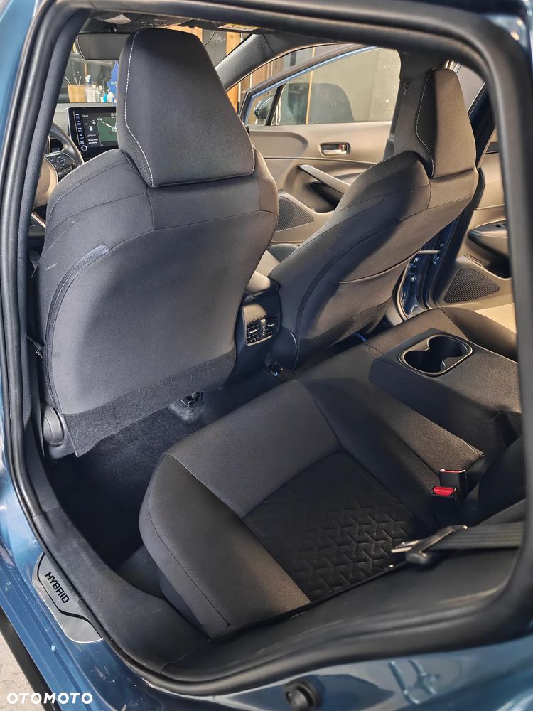 Toyota Corolla - 10