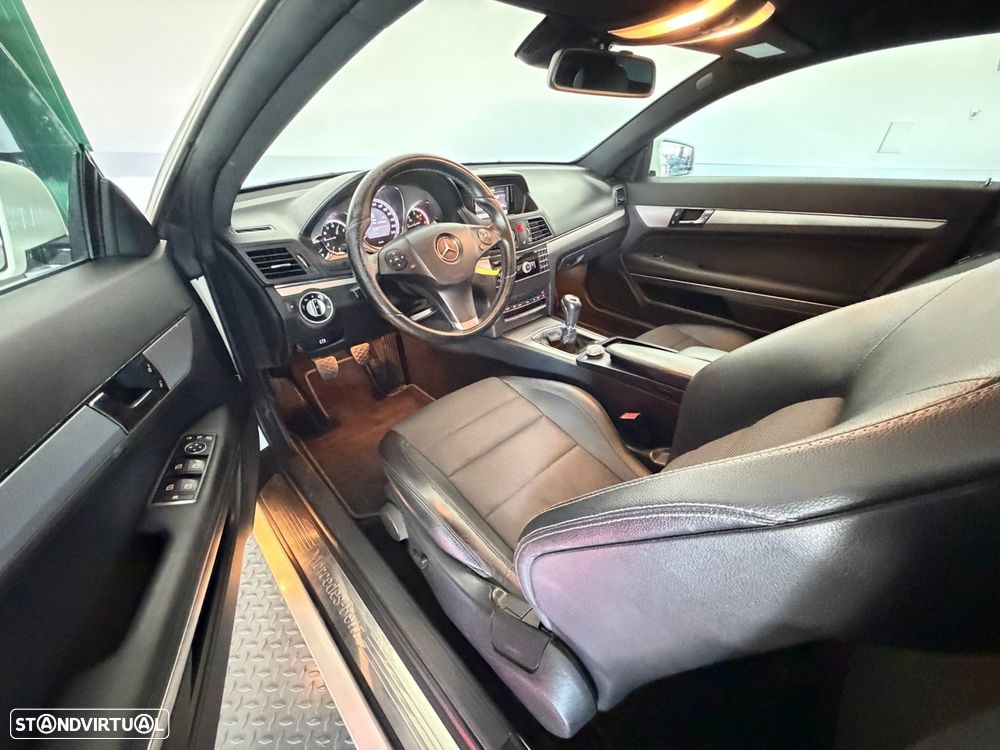 Mercedes-Benz E 220 CDi Avantgarde BlueEfficiency - 12