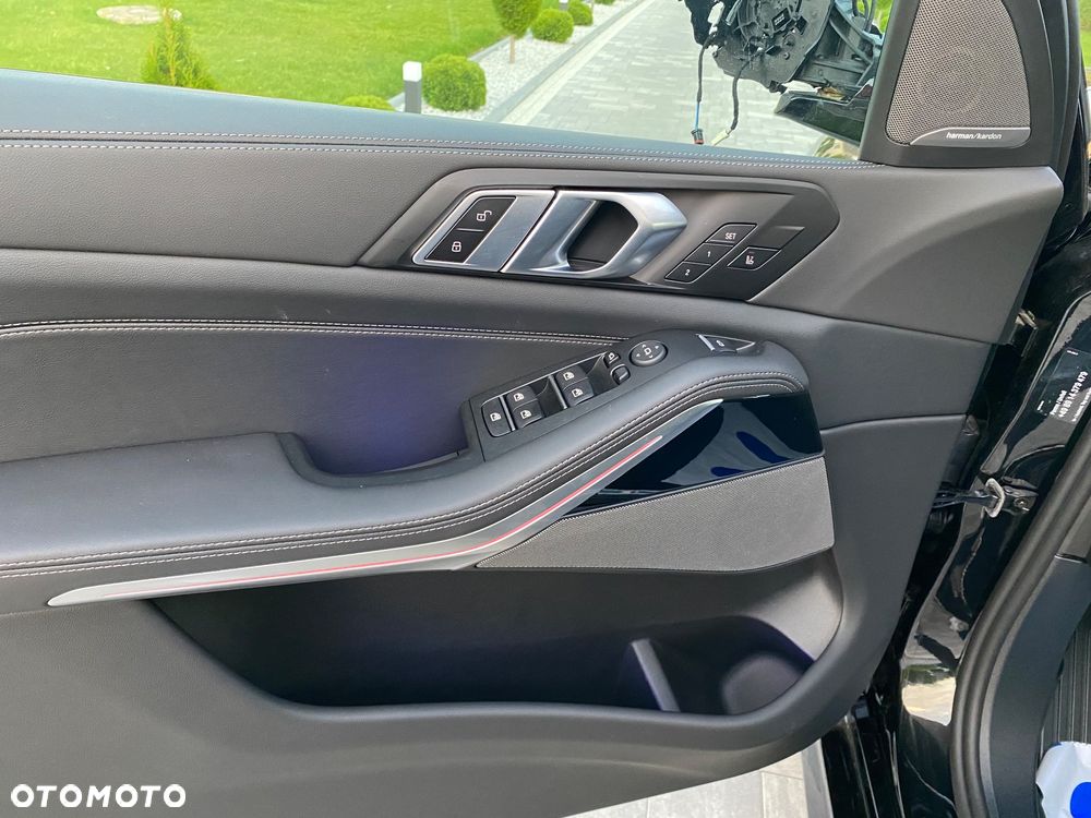 BMW X5 xDrive30d mHEV - 17