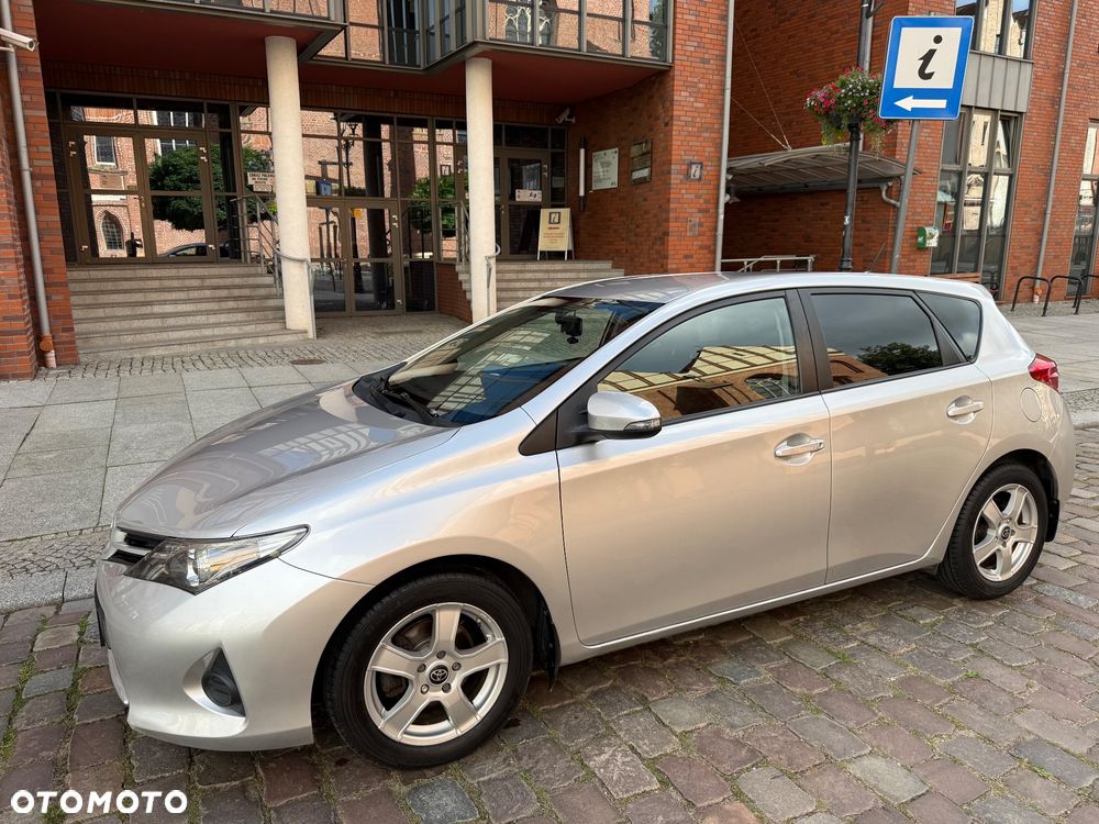 Toyota Auris 1.33 VVT-i Active - 12