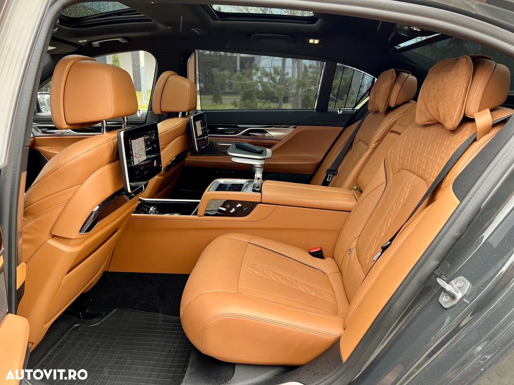 BMW Seria 7 730Ld xDrive - 21
