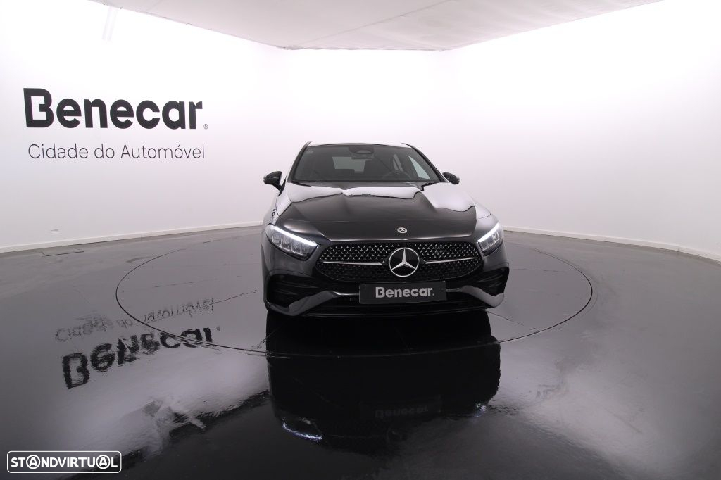 Mercedes-Benz A 250 e AMG Line - 12