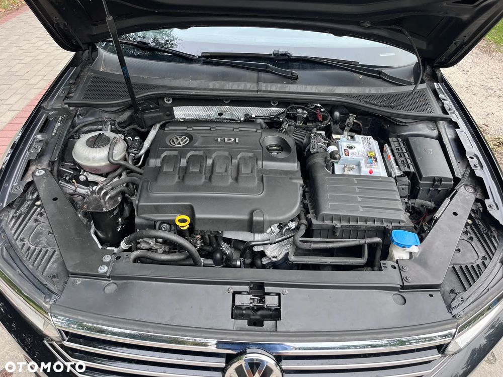 Volkswagen Passat 1.6 TDI (BlueMotion Technology) DSG Comfortline - 20