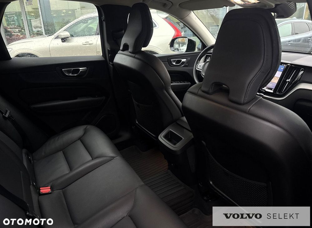 Volvo XC 60 - 25