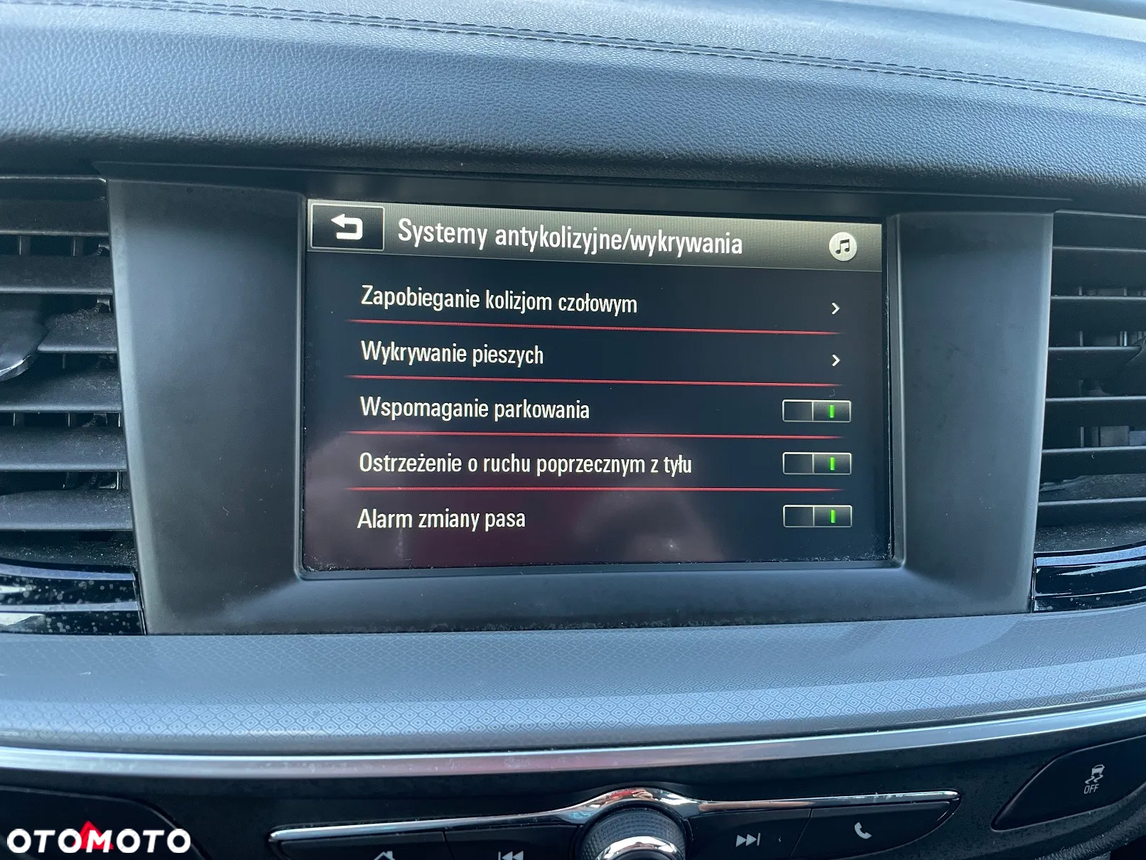 Opel Insignia Sports Tourer 2.0 Diesel Automatik Business Edition - 18
