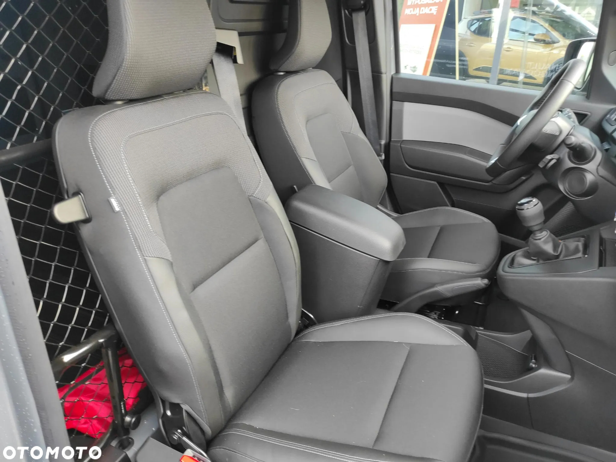 Renault KANGOO - 18