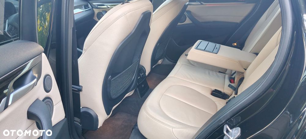 BMW X1 - 11
