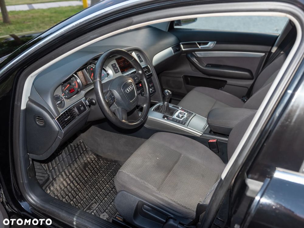 Audi A6 Avant - 18