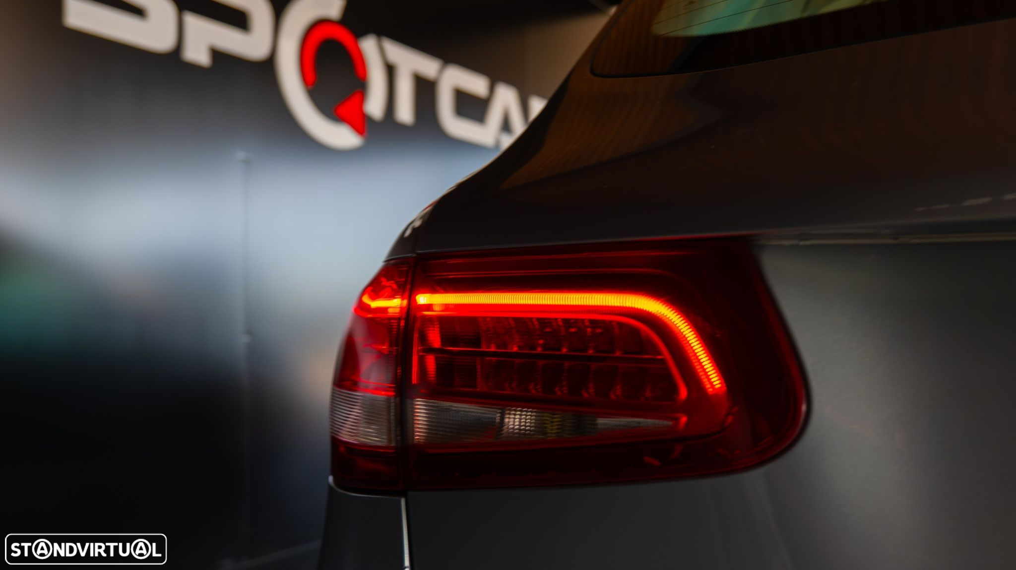 Mercedes-Benz GLC 220 d 4Matic 9G-TRONIC - 26