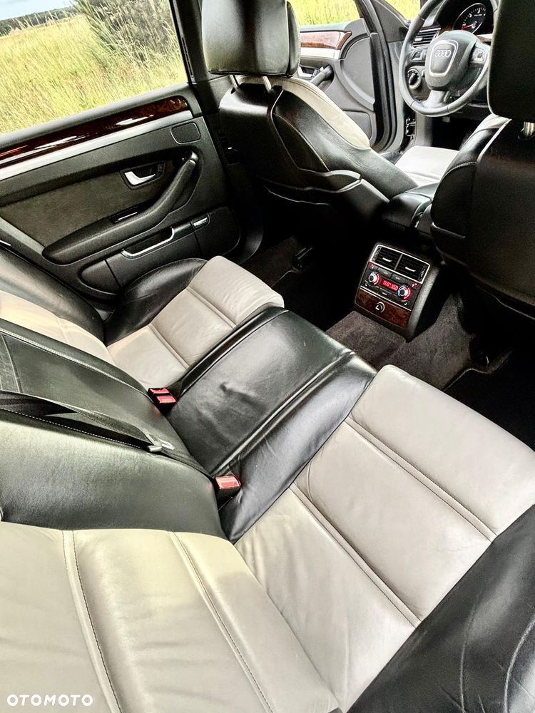 Audi A8 4.2 TDI Quattro - 23
