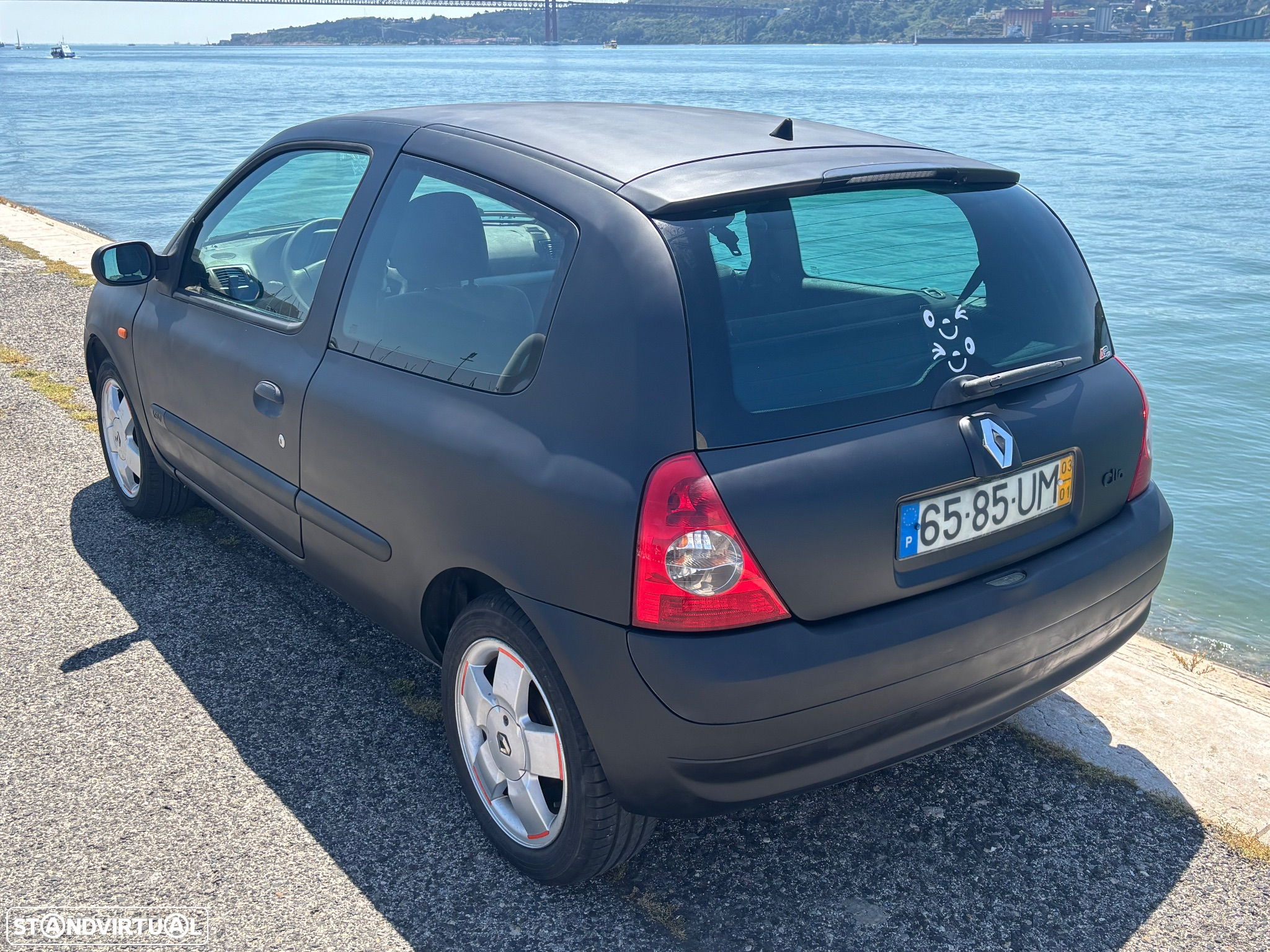 Renault Clio 1.2 16V Billabong QuickS - 3