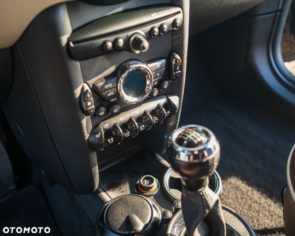 MINI Clubman Cooper D - 23