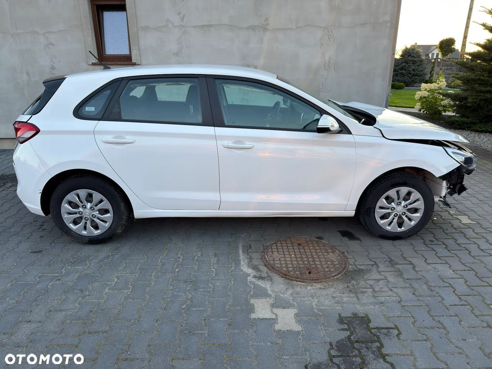 Hyundai i30 1.4 Classic - 6