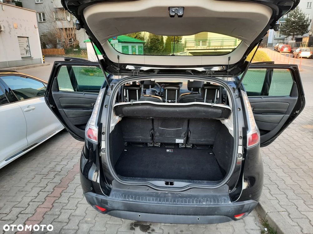 Renault Scenic dCi 110 Expression - 8