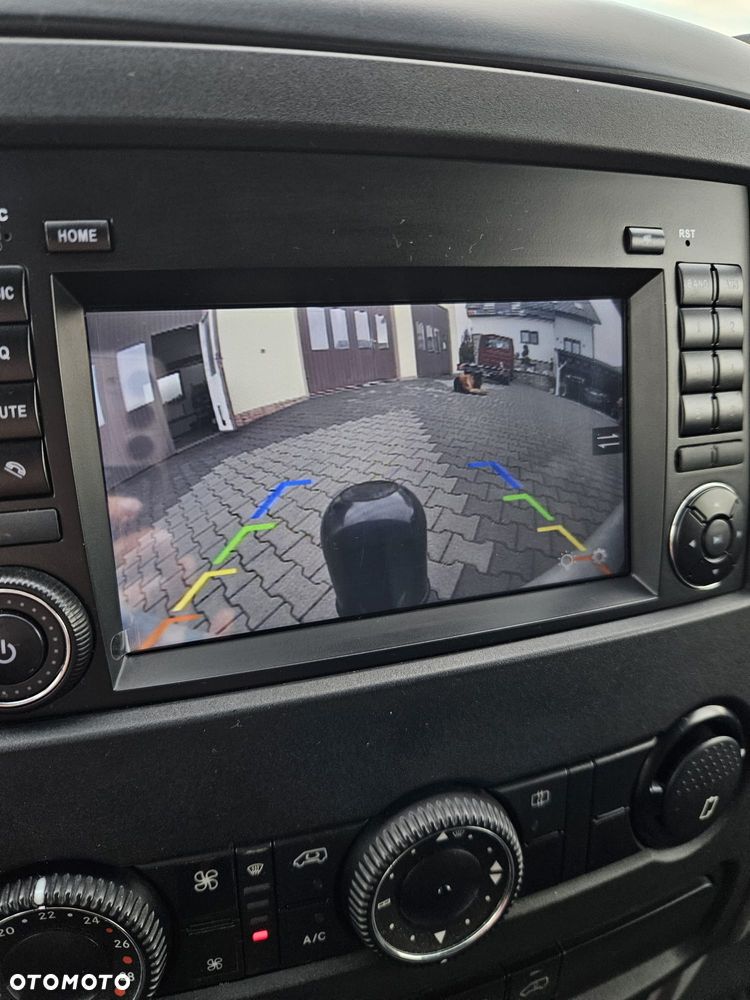 Mercedes-Benz SPRINTER - 23