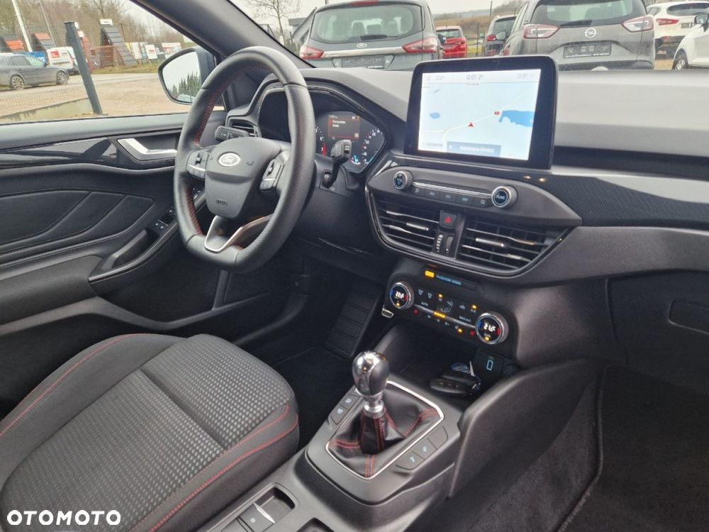 Ford Focus - 29