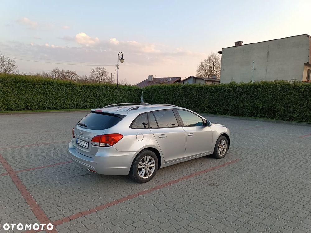 Chevrolet Cruze 1.6 LT+ - 7