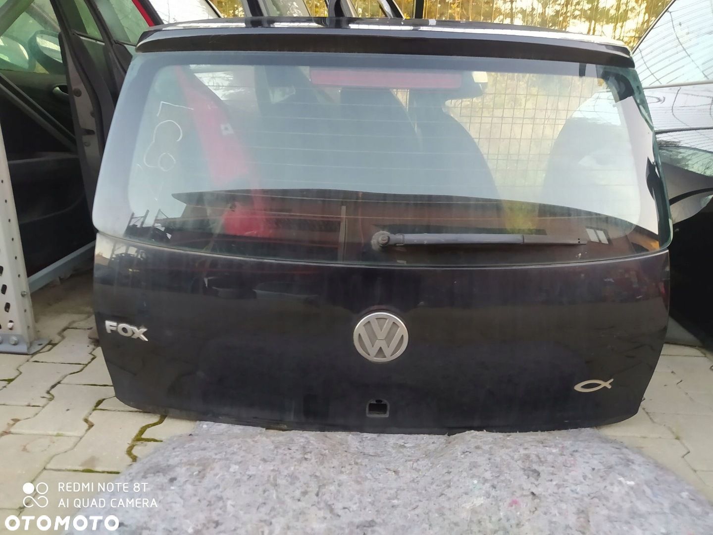 VW FOX KLAPA BAGAŻNIKA KOD LAKIERU LC9Z - 1