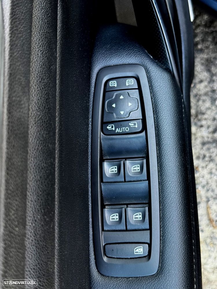 Renault Mégane 1.5 Blue dCi Bose Edition - 15